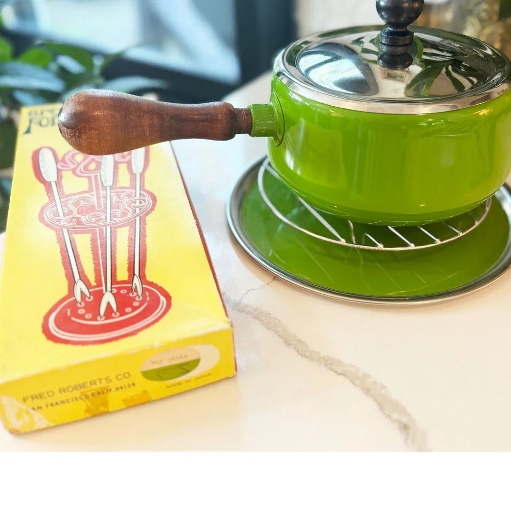 Vintage 1970s Fred Roberts Co Avocado Green Enamel Fondue Set & Fork Set Japan